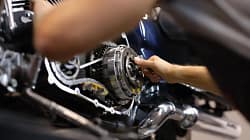 komponen mesin motor