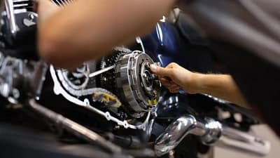 komponen mesin motor